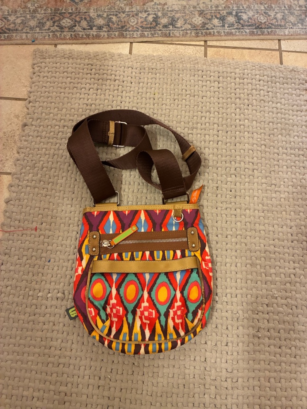 Lily Bloom Multicolor Geometric Crossbody with Brown Strap‎